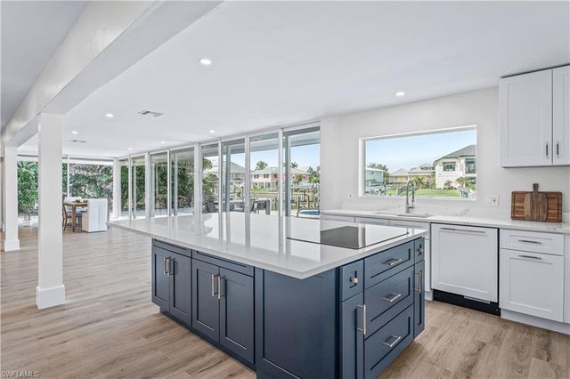 18452 Cutlass DR, Fort Myers Beach, FL 33931