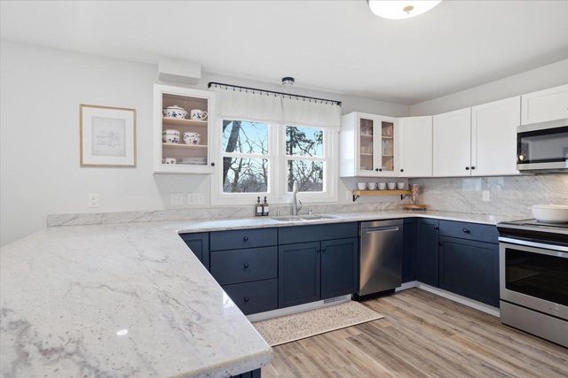 6111 State Highway 60, Hartford, WI 53027