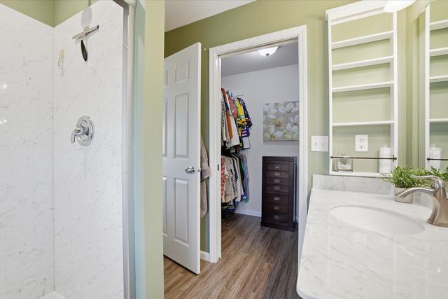 6111 State Highway 60, Hartford, WI 53027