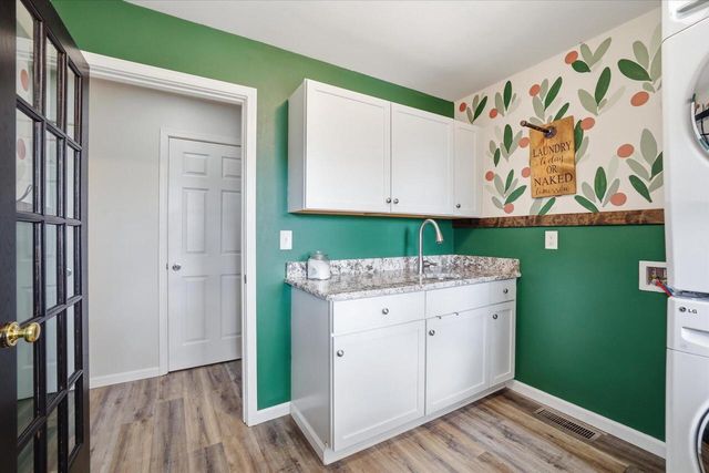 6111 State Highway 60, Hartford, WI 53027