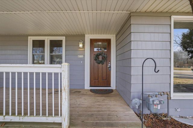 6111 State Highway 60, Hartford, WI 53027