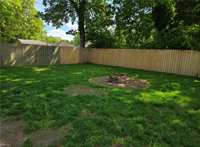729 Pocahontas PL, Hampton, VA 23661