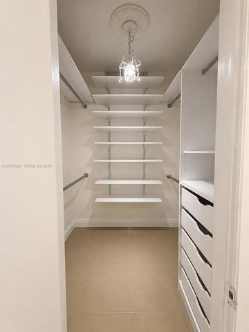 15700 N Miami Ave, Miami, FL 33169