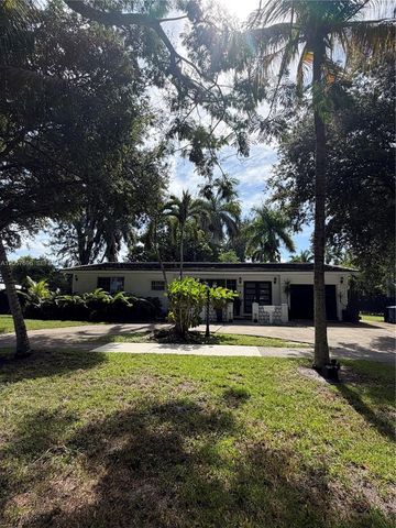 15700 N Miami Ave, Miami, FL 33169