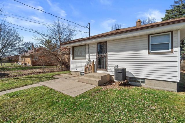 4224 N 67th STREET, Milwaukee, WI 53216