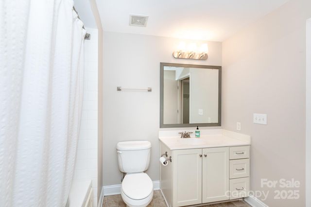 3920 Sharon Road, Charlotte, NC 28211