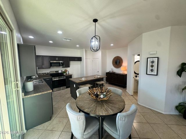 2132 N 77TH Drive, Phoenix, AZ 85035