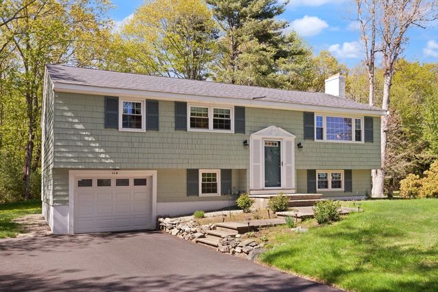 114 South St, Stoughton, MA 02072
