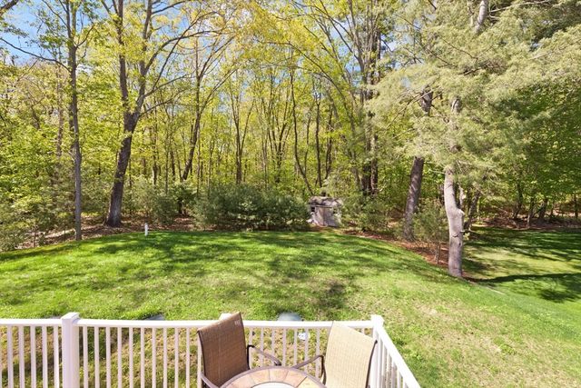 114 South St, Stoughton, MA 02072