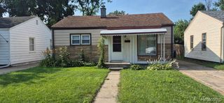 92 Kalama, Madison Heights, MI 48071