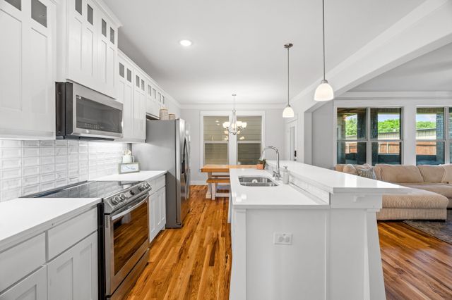 549 N Johnson Street, Mckinney, TX 75069