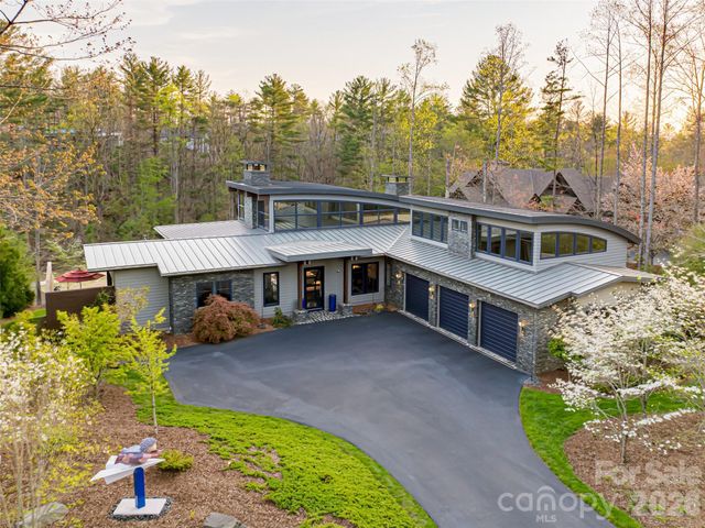 32 Brookline Drive, Asheville, NC 28803