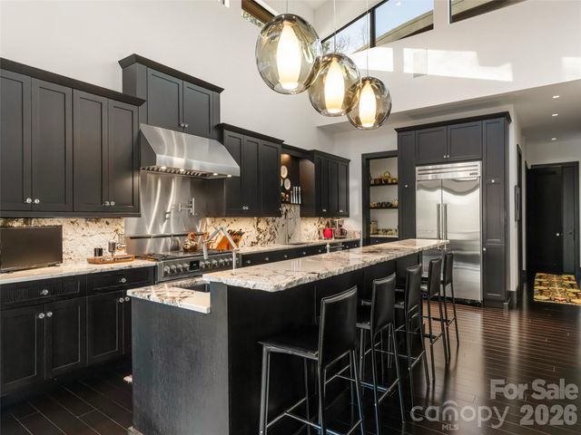 32 Brookline Drive, Asheville, NC 28803