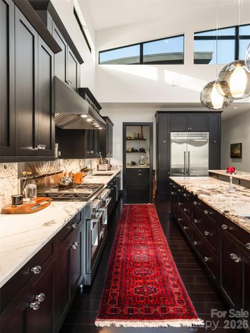 32 Brookline Drive, Asheville, NC 28803