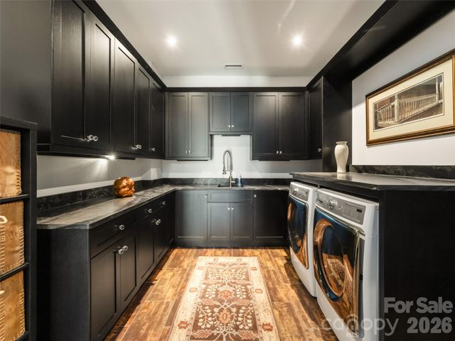 32 Brookline Drive, Asheville, NC 28803