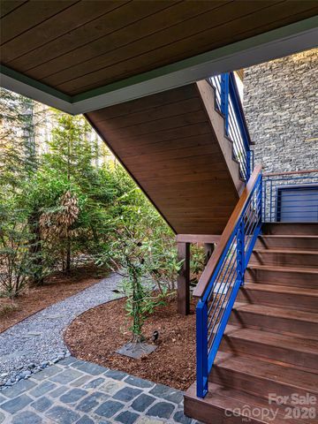 32 Brookline Drive, Asheville, NC 28803