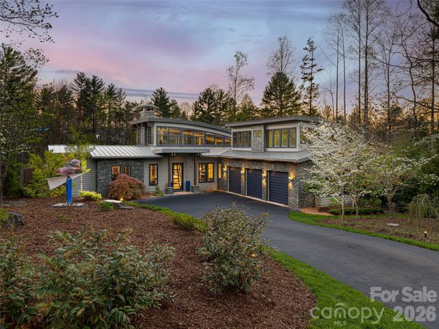 32 Brookline Drive, Asheville, NC 28803
