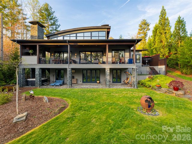 32 Brookline Drive, Asheville, NC 28803