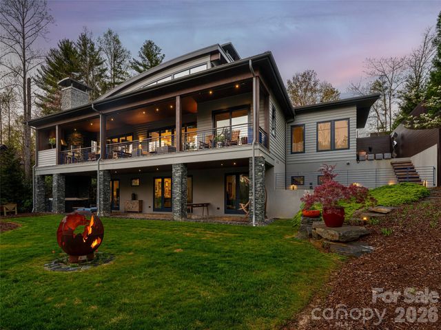 32 Brookline Drive, Asheville, NC 28803