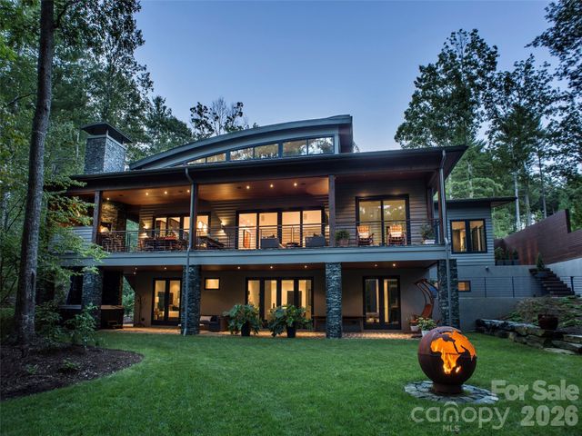 32 Brookline Drive, Asheville, NC 28803