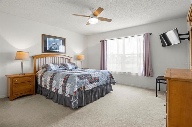 936 LAKE BERKLEY DRIVE, Kissimmee, FL 34746