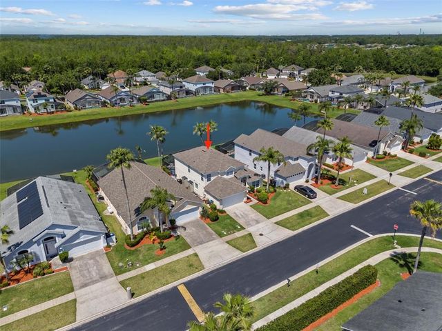 936 LAKE BERKLEY DRIVE, Kissimmee, FL 34746