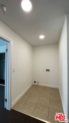 1161 E 40th Place, Los Angeles, CA 90011