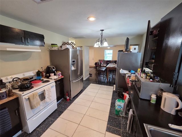 5811 Eastwood Street, Houston, TX 77021