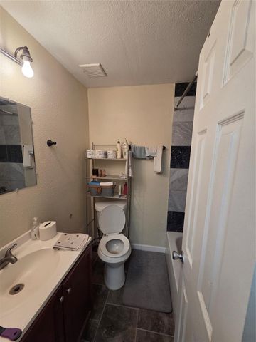5811 Eastwood Street, Houston, TX 77021