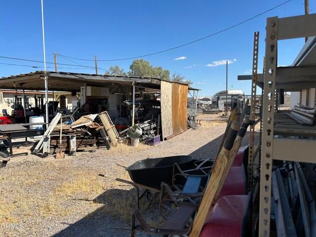 57376 Ca-127, Baker, CA 92309