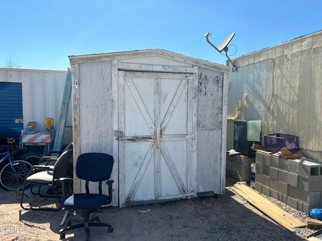 57376 Ca-127, Baker, CA 92309