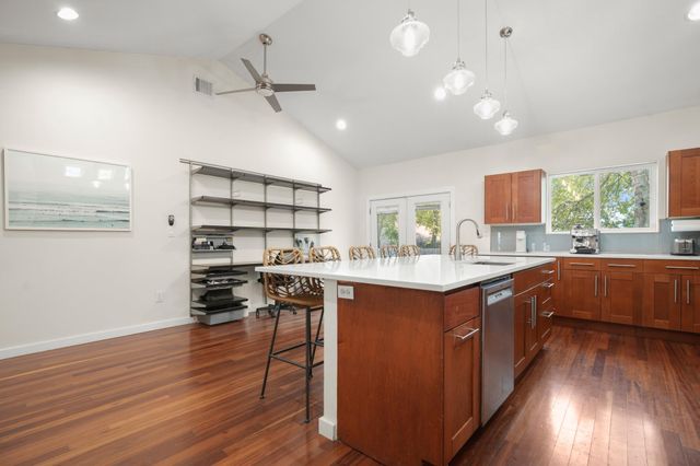 2501 Del Curto RD, Austin, TX 78704