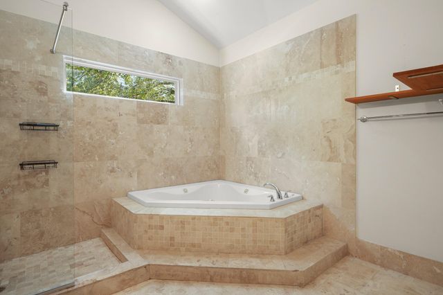 2501 Del Curto RD, Austin, TX 78704