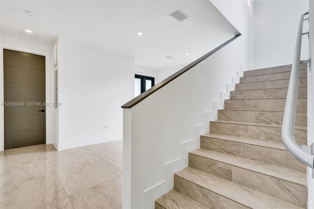 2887 SW 33rd Ave 2887, Miami, FL 33133