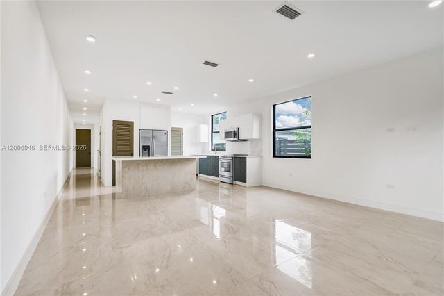 2887 SW 33rd Ave 2887, Miami, FL 33133