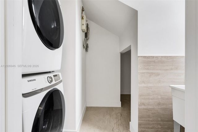 2887 SW 33rd Ave 2887, Miami, FL 33133