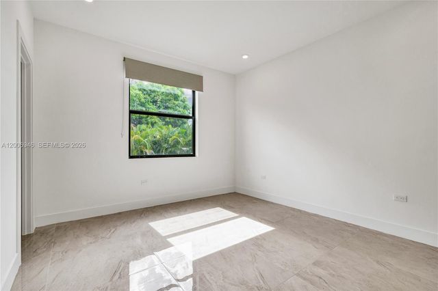 2887 SW 33rd Ave 2887, Miami, FL 33133