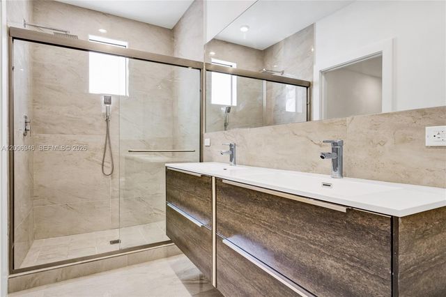 2887 SW 33rd Ave 2887, Miami, FL 33133