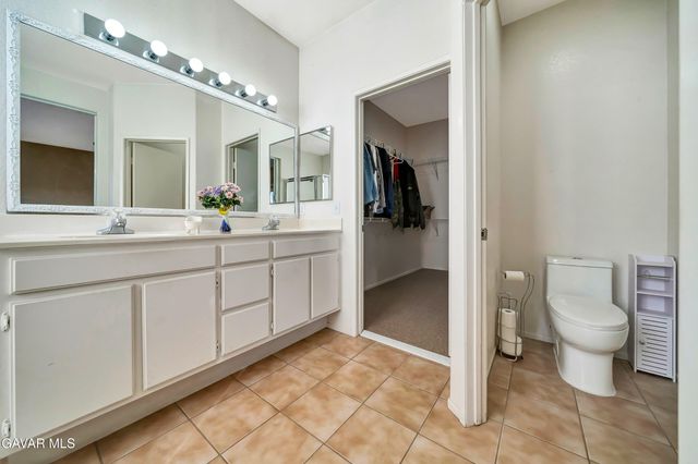 1732 Holguin Street, Lancaster, CA 93534