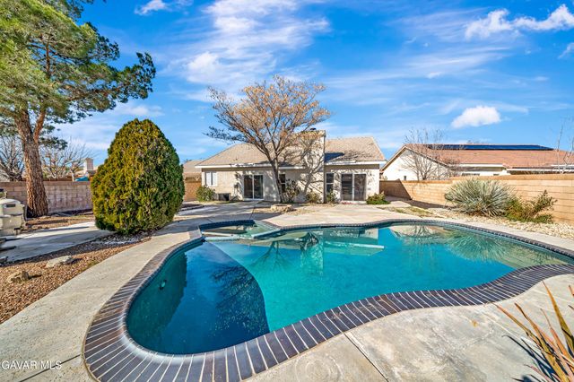 1732 Holguin Street, Lancaster, CA 93534