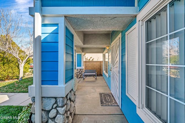 1732 Holguin Street, Lancaster, CA 93534