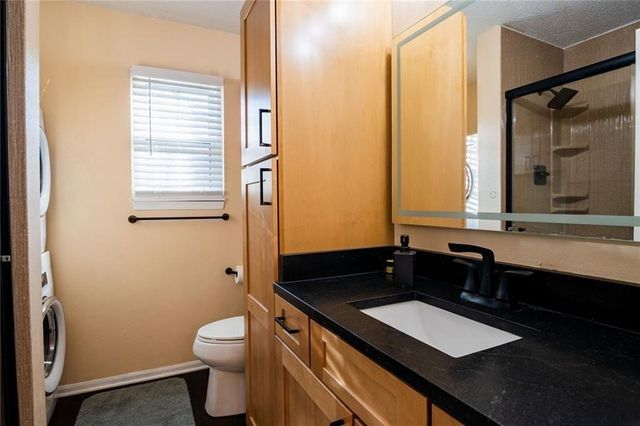 11417 W 77 Place, Shawnee, KS 66214