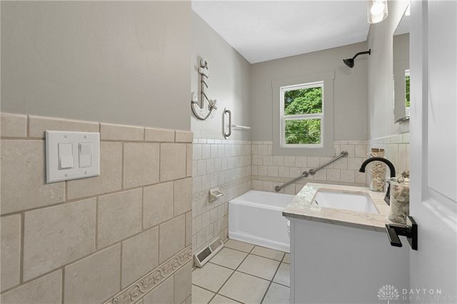 892 Happy Lane, Milford, OH 45150