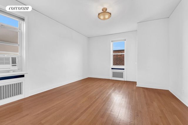 7615 35th Ave Apt 6O, New York City, NY 11372