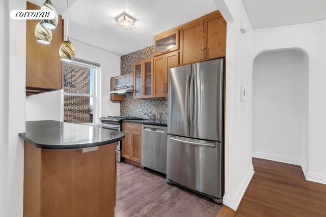 7615 35th Ave Apt 6O, New York City, NY 11372