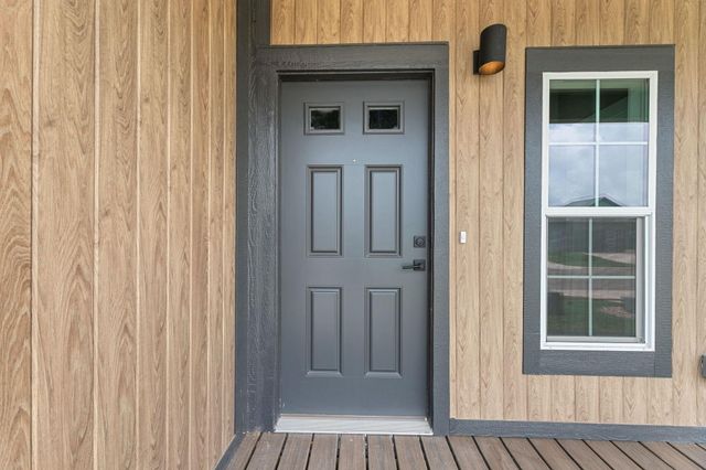 2028 Applewood DR, Lockhart, TX 78644