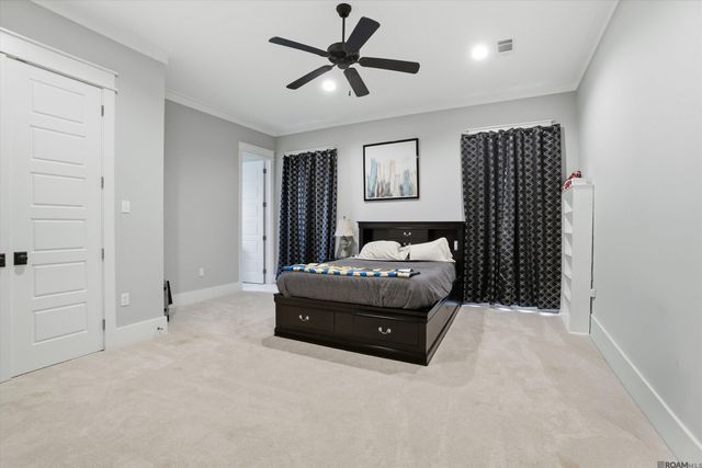 421 St Thomas Ln, Baton Rouge, LA 70806