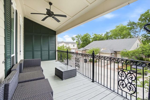 421 St Thomas Ln, Baton Rouge, LA 70806
