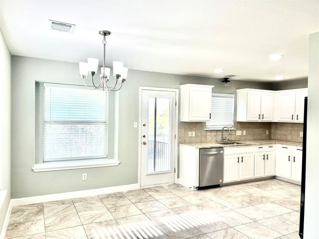 10516 Dunham Forest RD, Austin, TX 78717