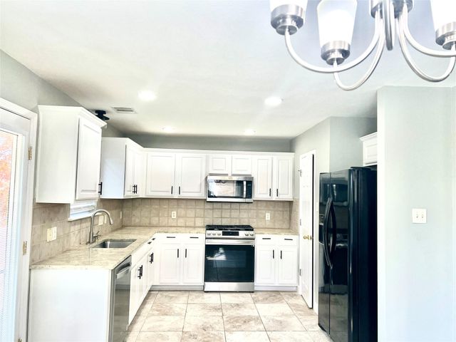 10516 Dunham Forest RD, Austin, TX 78717